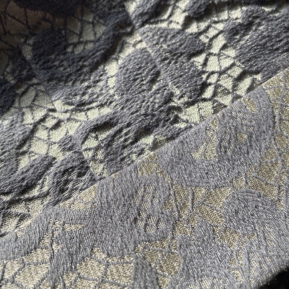 Banana Republic pencil skirt - Picture 8 of 8